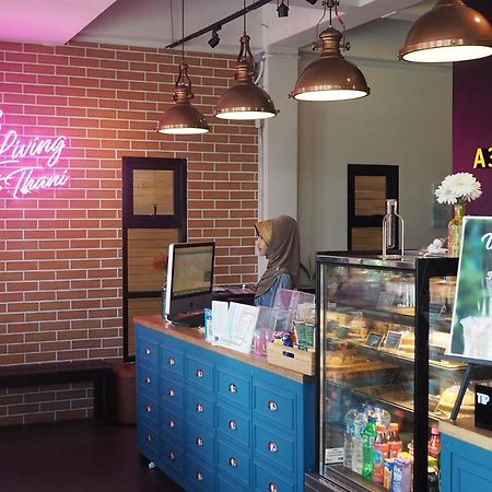 수랏타니 A3 리빙 아파트 외부 사진
